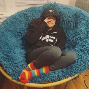 Meet your Posher, Carolina